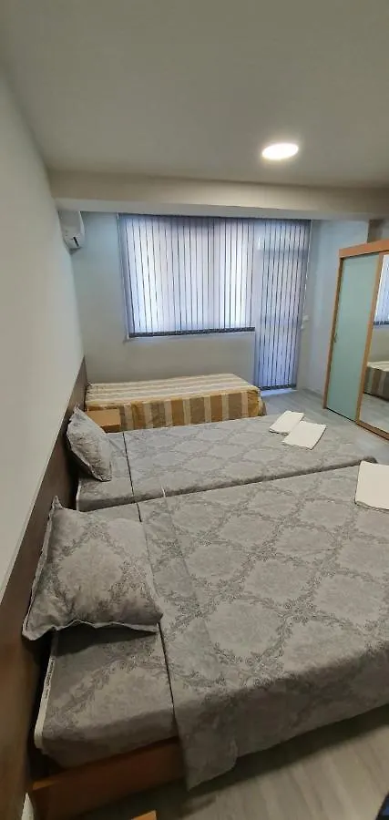 Guest house Нашата Къща 